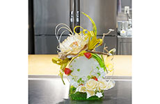 中山氏が制作したアメ細工とパスティヤージュのピエスモンテ