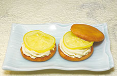 「檸檬の桃山バターサンド」