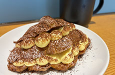 東京マリオットホテル「GGCo.」の「クロワッサン レザン」